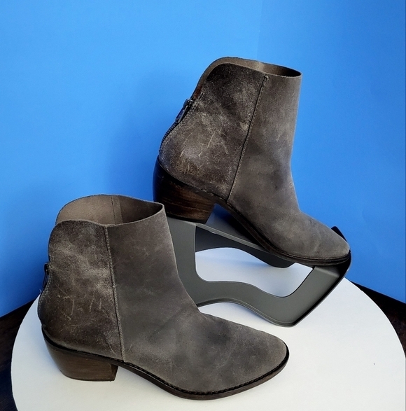 LUCKY BRAND Kaiya Distressed Leather and Suede Bootie Gray Women's 9.5M - Picture 3 of 14